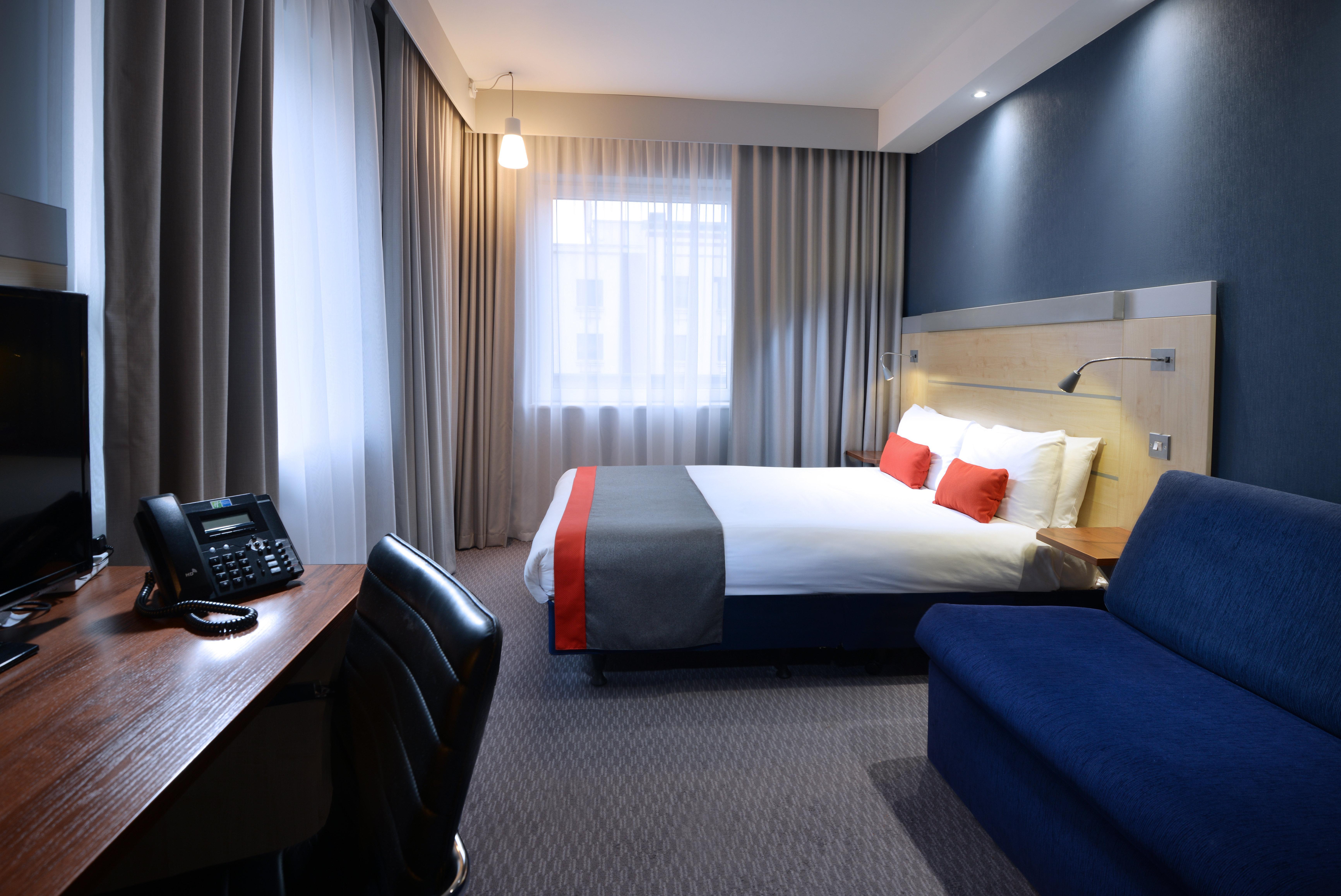 Holiday Inn Express Dublin-Airport By Ihg Santry Eksteriør billede