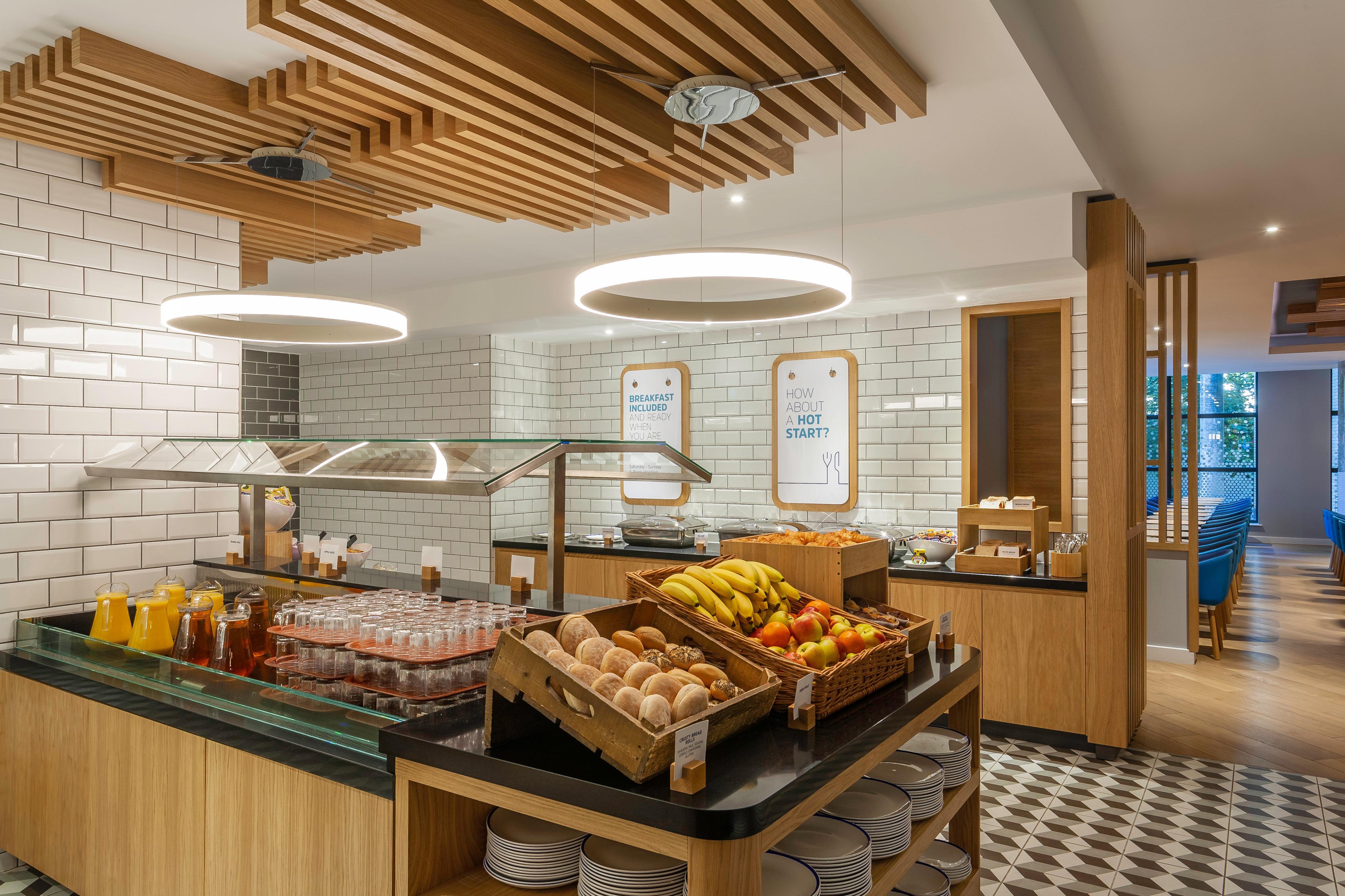 Holiday Inn Express Dublin-Airport By Ihg Santry Eksteriør billede