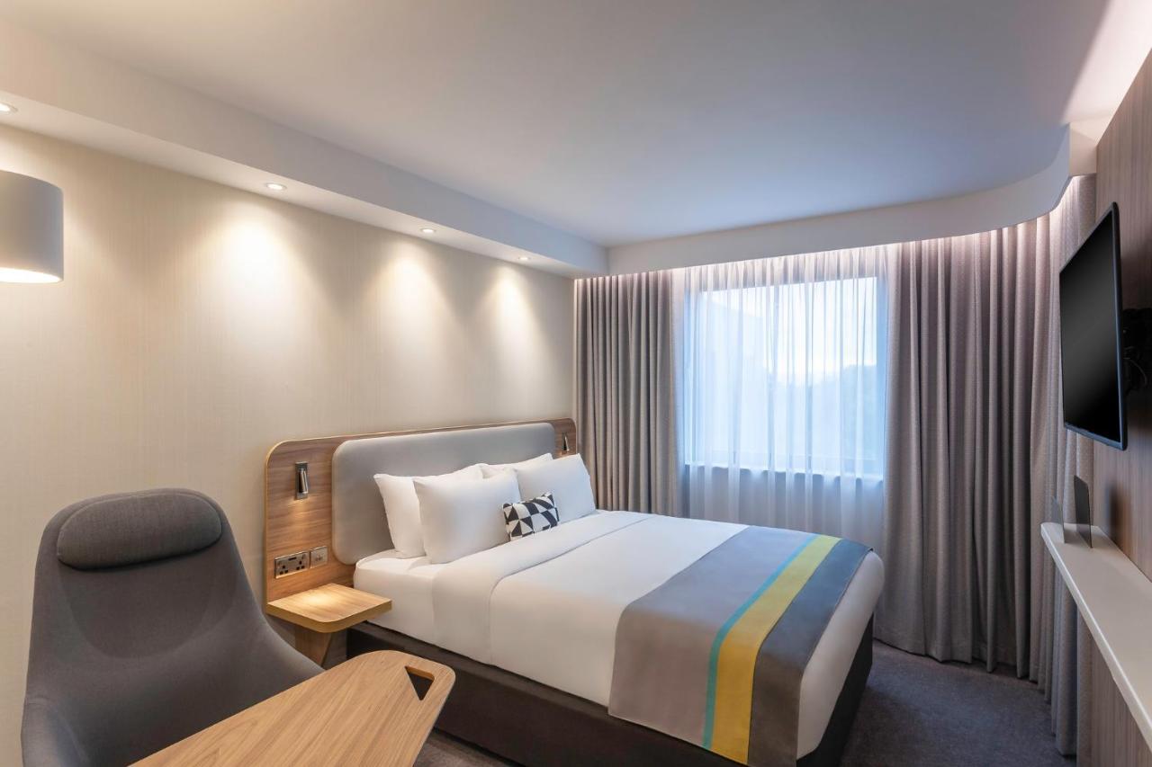Holiday Inn Express Dublin-Airport By Ihg Santry Eksteriør billede